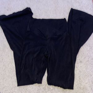 black arie crossover flare leggings